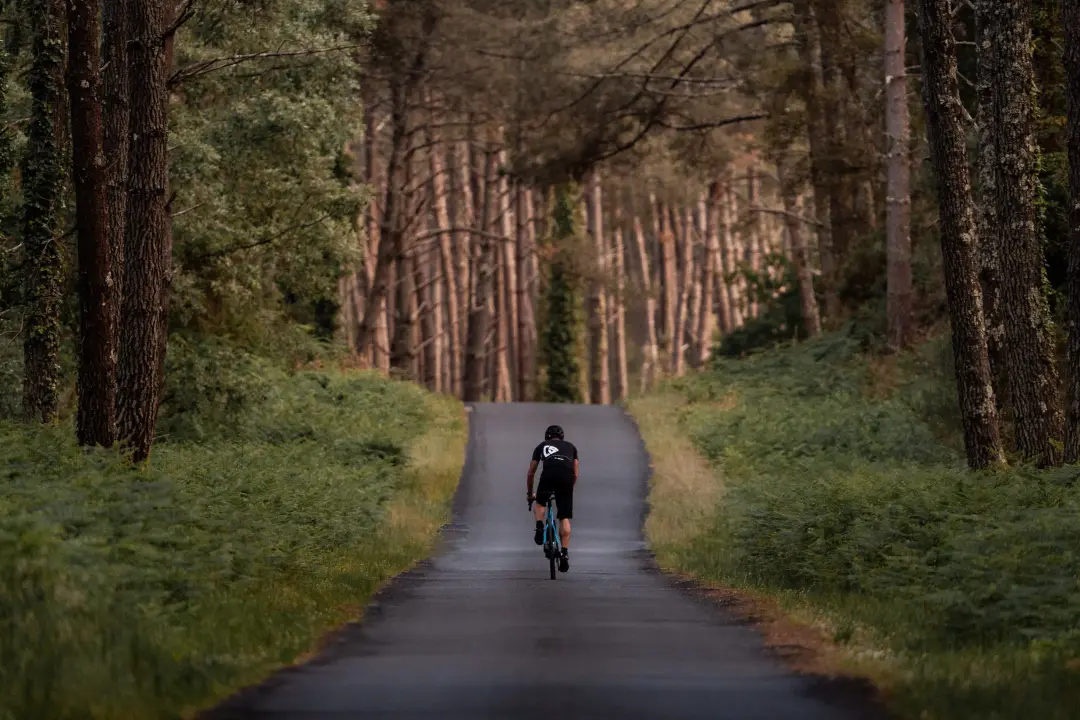 CSBikes Custom Gravel e-Bike: i14