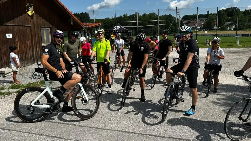 Wöchentliche Gruppenausfahrten